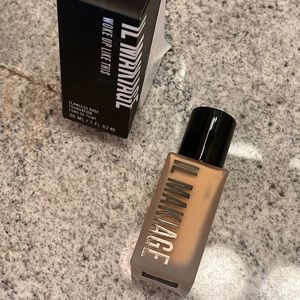 NIB IL MAKIAGE Flawless Base | Woke Up Like This | 035 1031